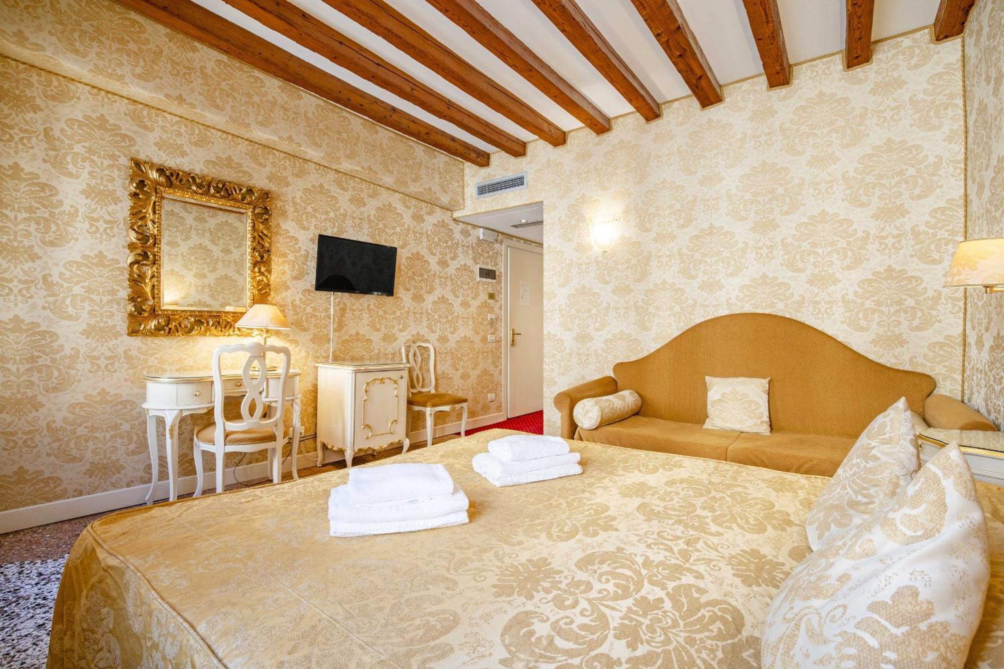 Residence Ca' Di Malta Arsenale By Wonderful Italy Венеція Екстер'єр фото